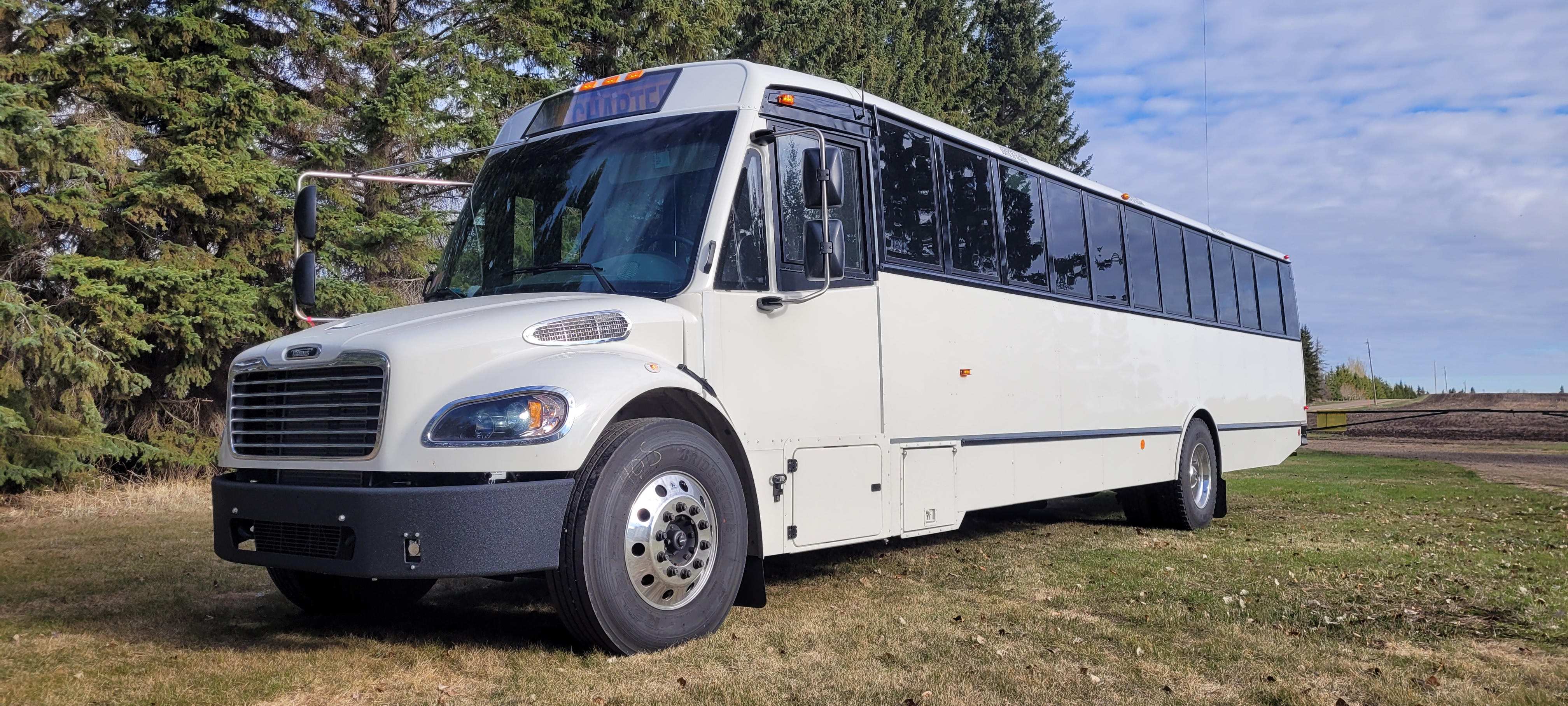 40 passenger shuttle bus exterior